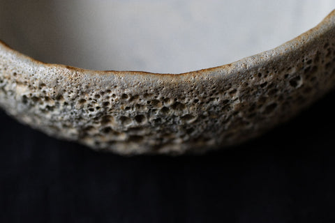 Half the moon - Wide hand-pinched bowl