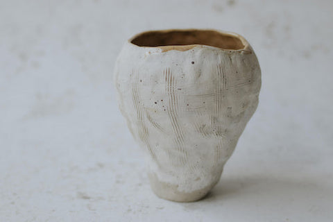 Open textured vessel