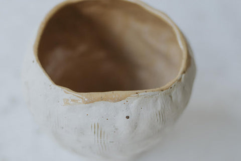 Open textured vessel