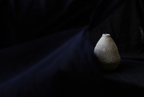 There is no wind on the moon - Lava glaze vase