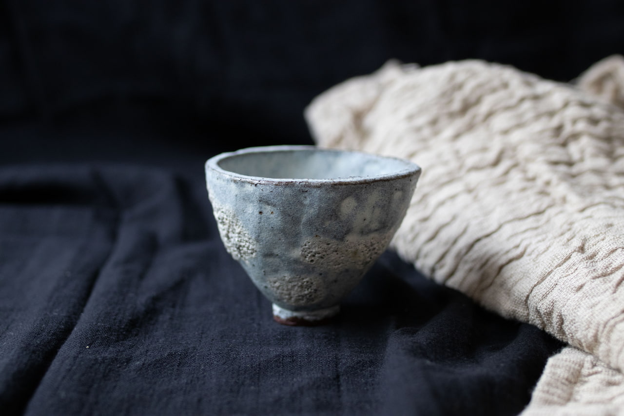 Moonlight over the waves - An imperfect tea cup
