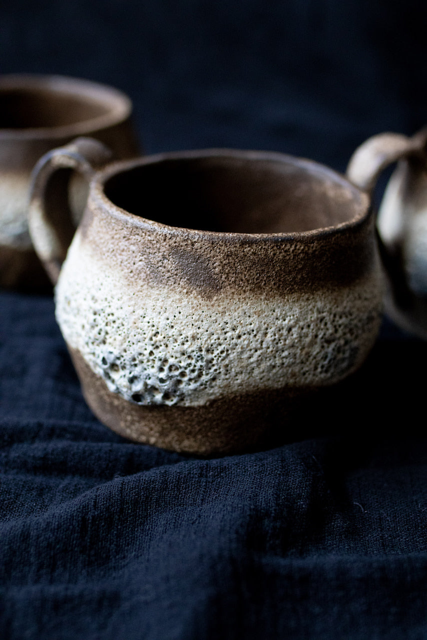 Lava Mug (Black Clay)