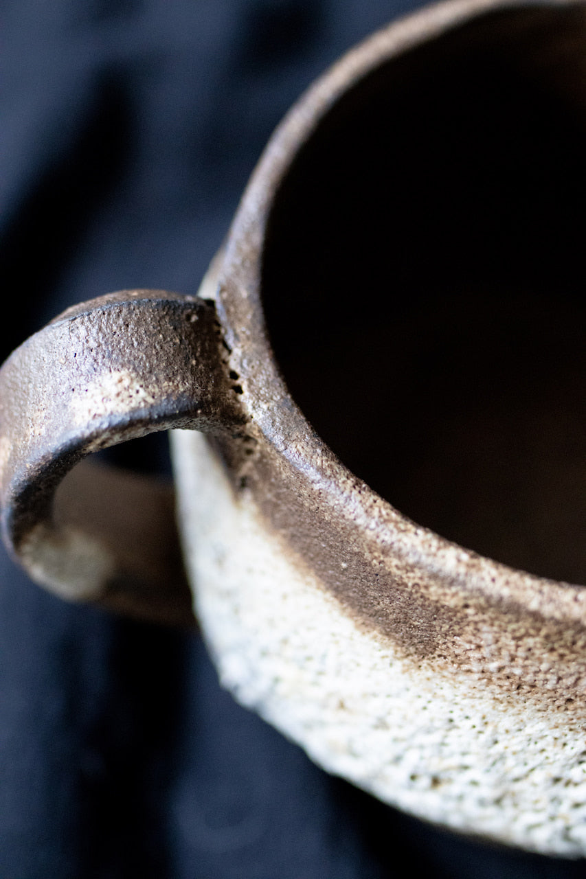 Lava Mug (Black Clay)