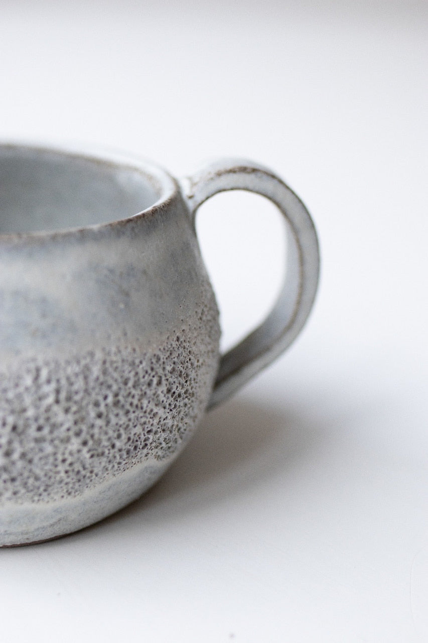 Lava Mug (Grey Clay)