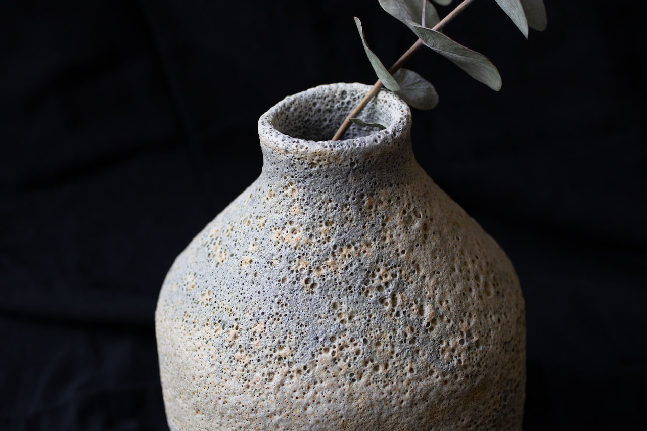 Moon's tilted orbit - Lava glaze vase