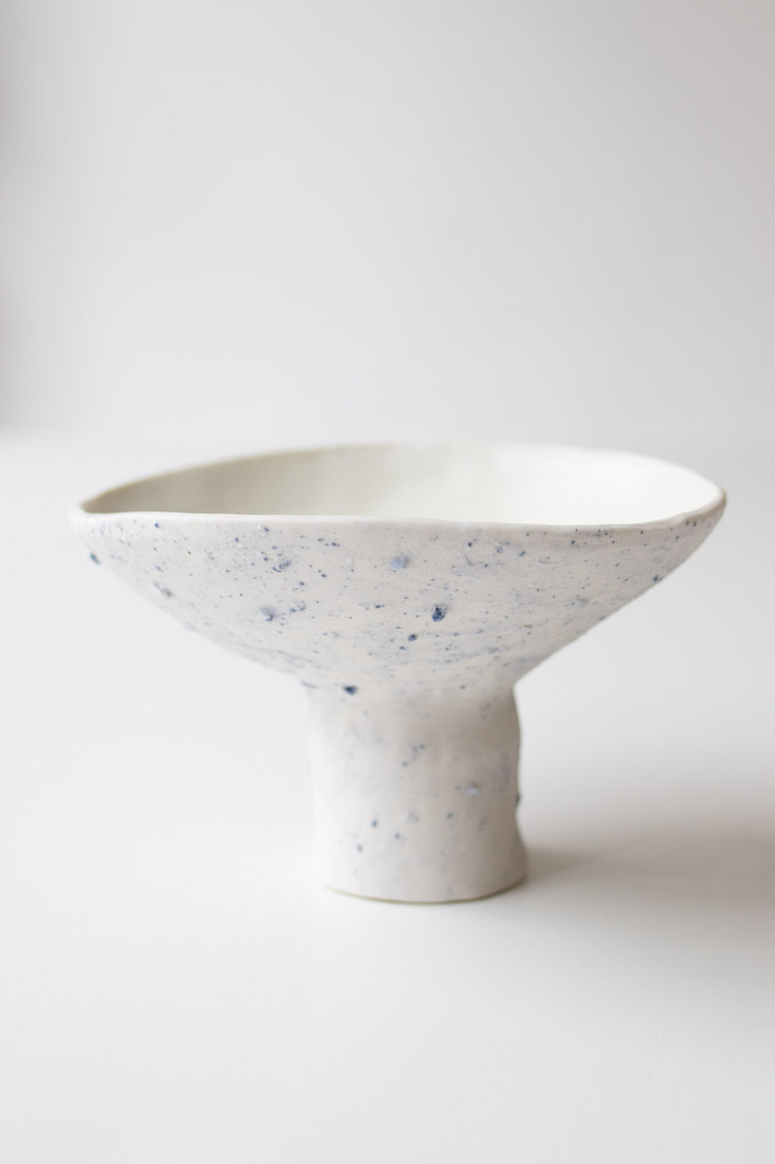 Blue pebbles - Footed textured porcelain bowl