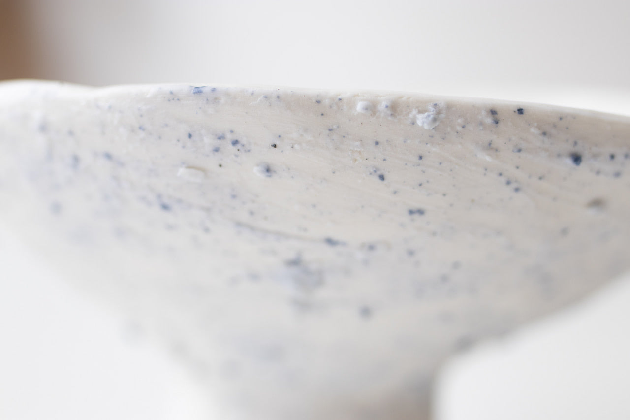 Blue pebbles - Footed textured porcelain bowl