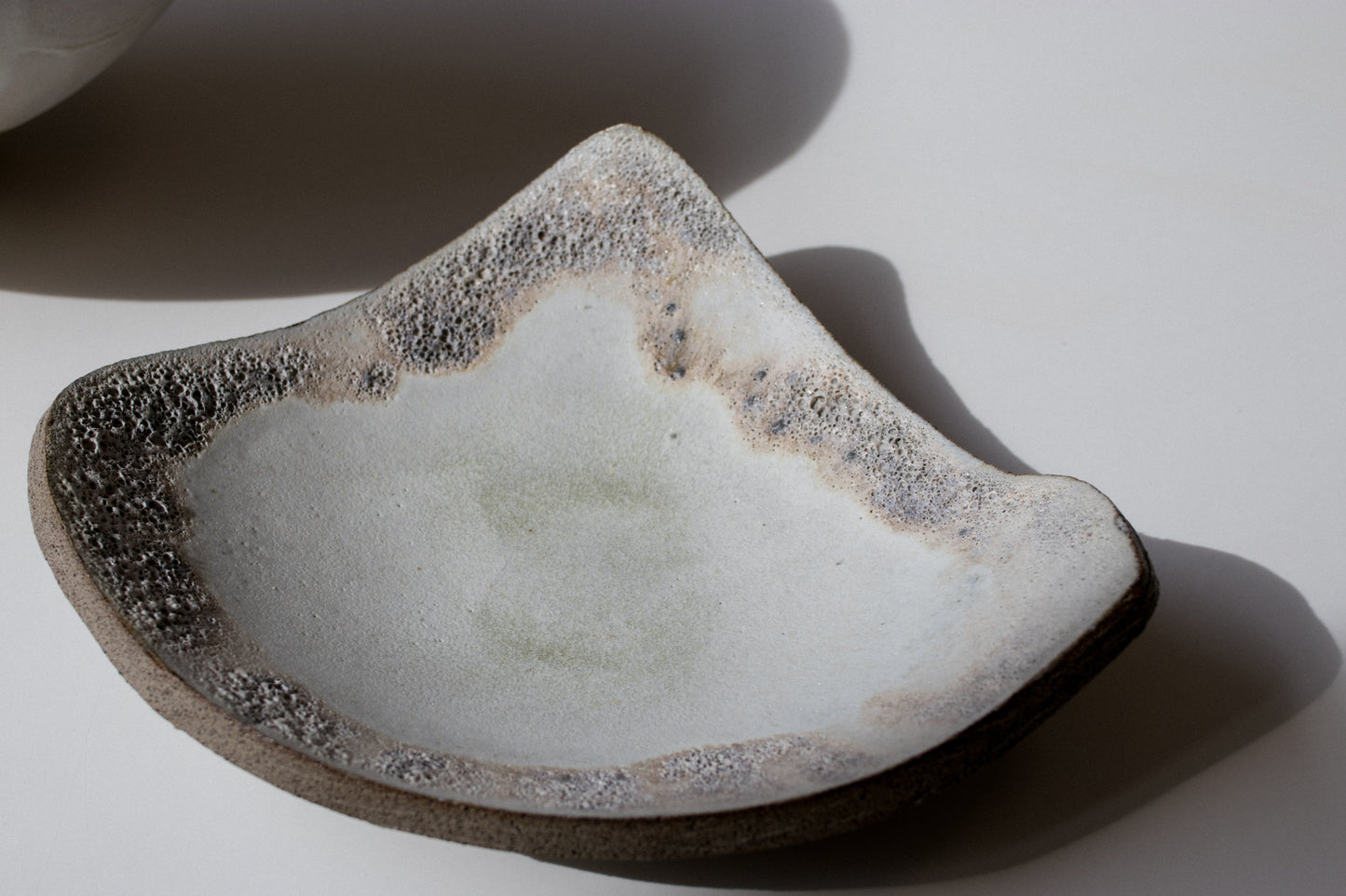 Snowfall serving plate (medium) - ready to ship